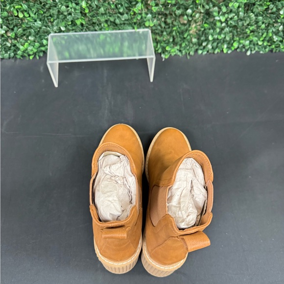 DV By Dolce Vita Darcel Boots - W5.5 - Picture 6 of 10